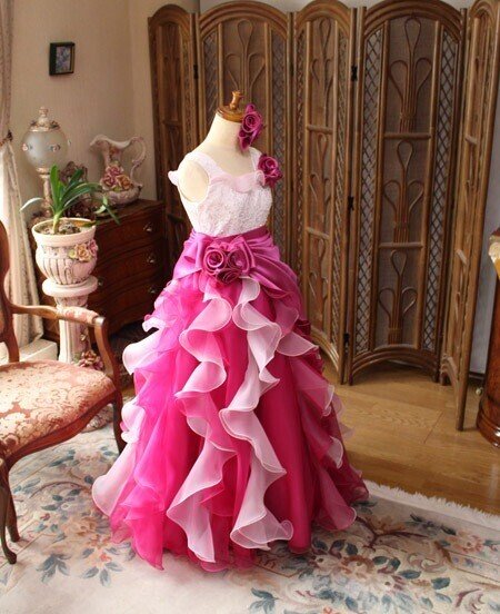 Weidi weddingオーダーメイドドレス　コンクール・コンサート Weidi weddingオーダーメイドドレス コンクール・コンサート