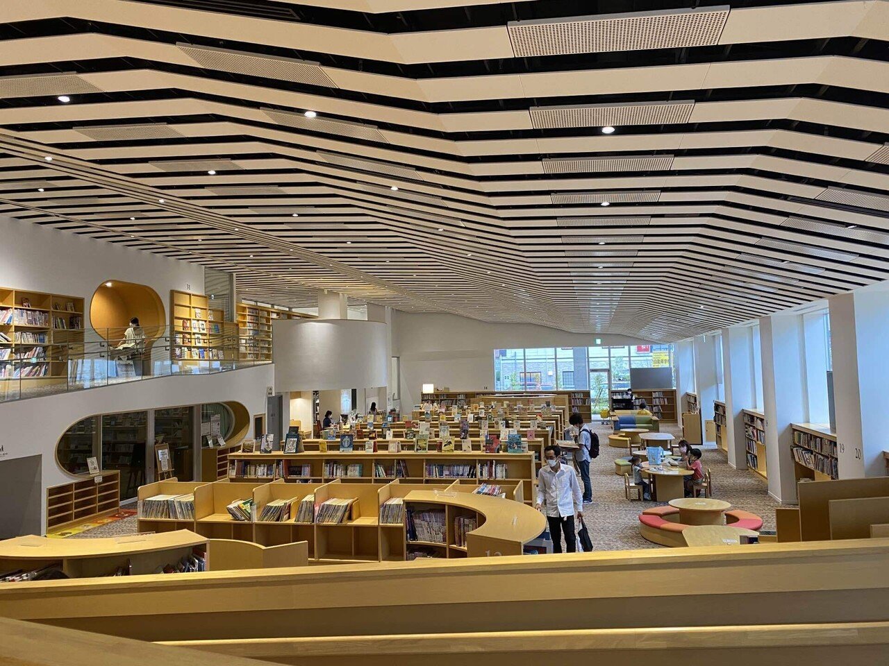 小牧市中央図書館｜ナノメートルアーキテクチャー/nanometer