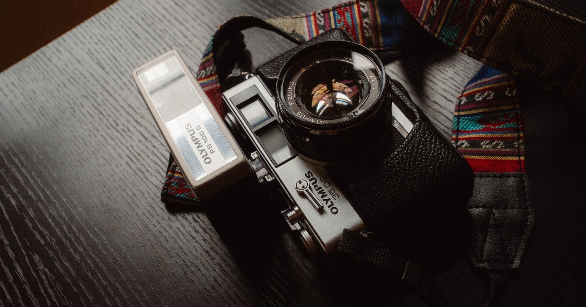 OLYMPUS 35DC用のフラッシュ｜雅辺