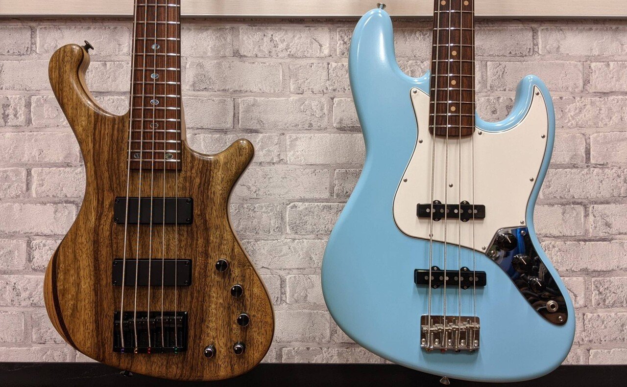 ベース FREEDOM CASTOM Dulake. 5st Freedom Custom Guitar Research Dulake Libero 5st / KIB (牙
