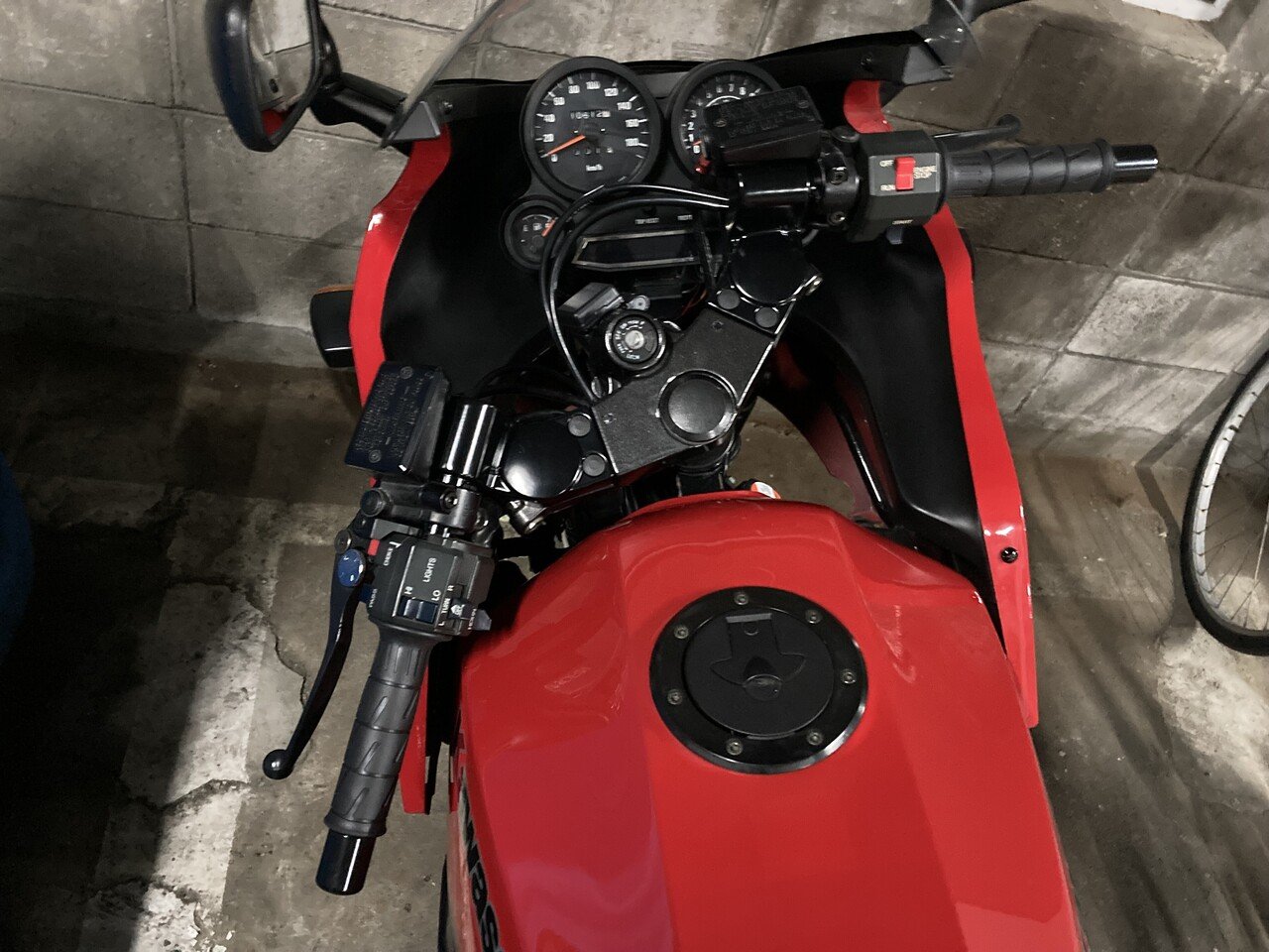 カワサキ　GPZ900R　純正ハンドル GPZ900R 純正ハンドル