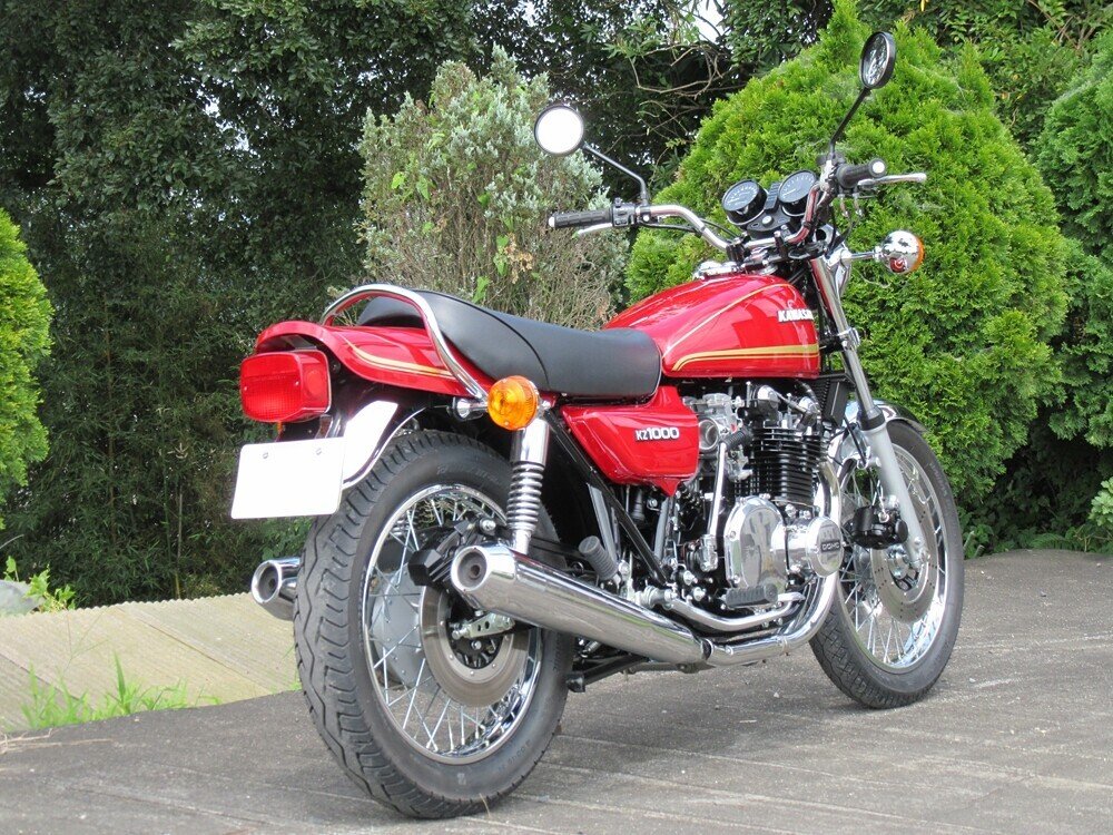 kz1000 純正取り外し　テール