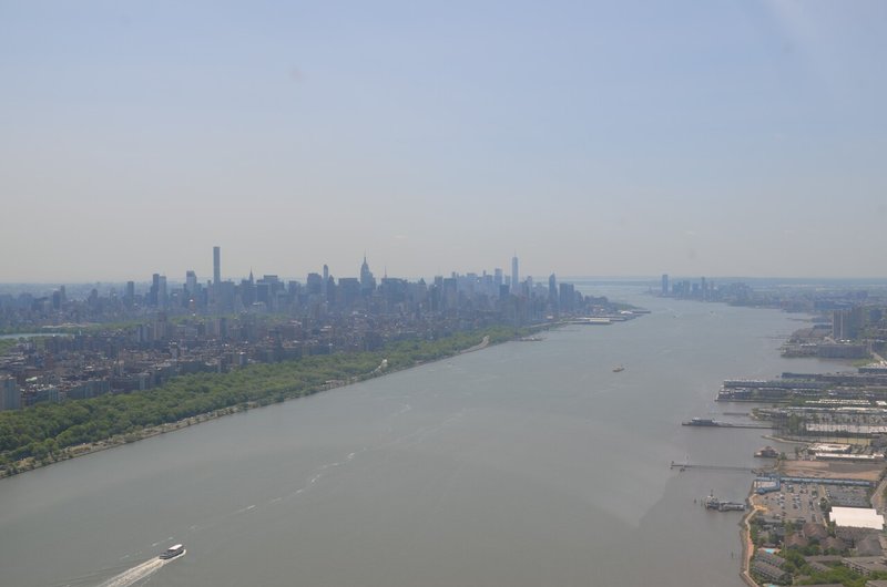 マンハッタン島北部からの景色