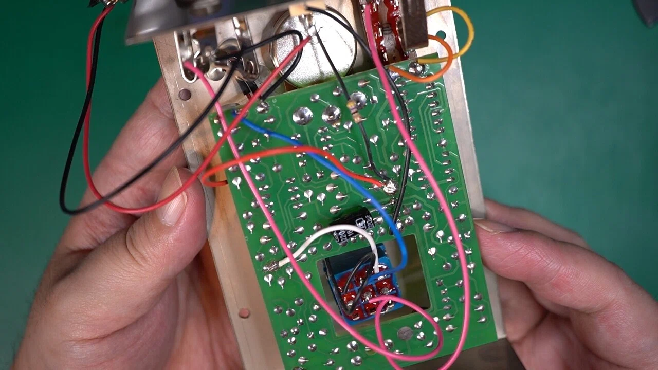 ELECTRO HARMONIX SMALLCLONEの修理｜ebi-san