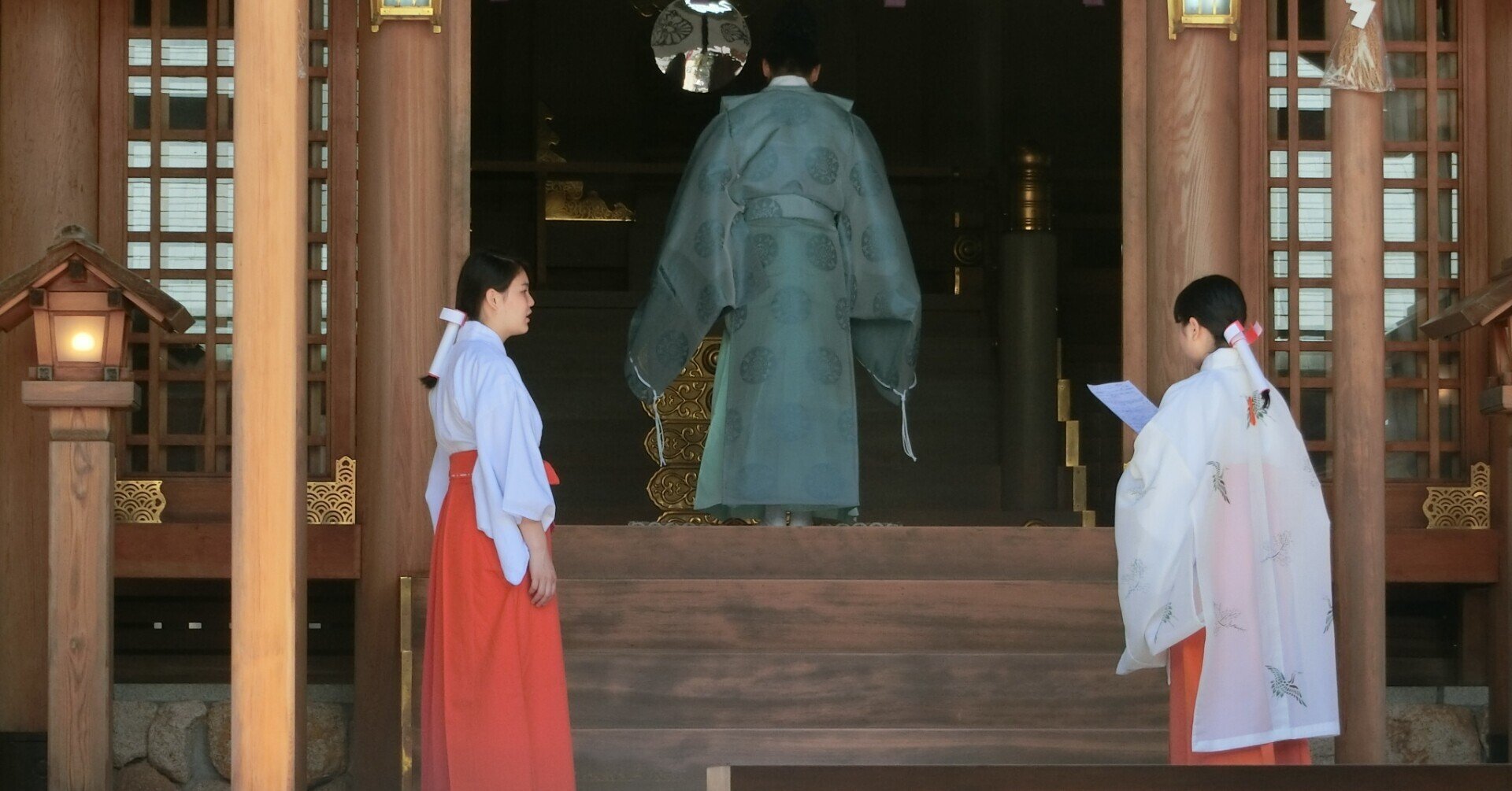 住吉神社の神様　神功皇后さまの肖像画（油彩F4号333✖️242㎜）額装なし 御祭神｜甲斐国住吉神社