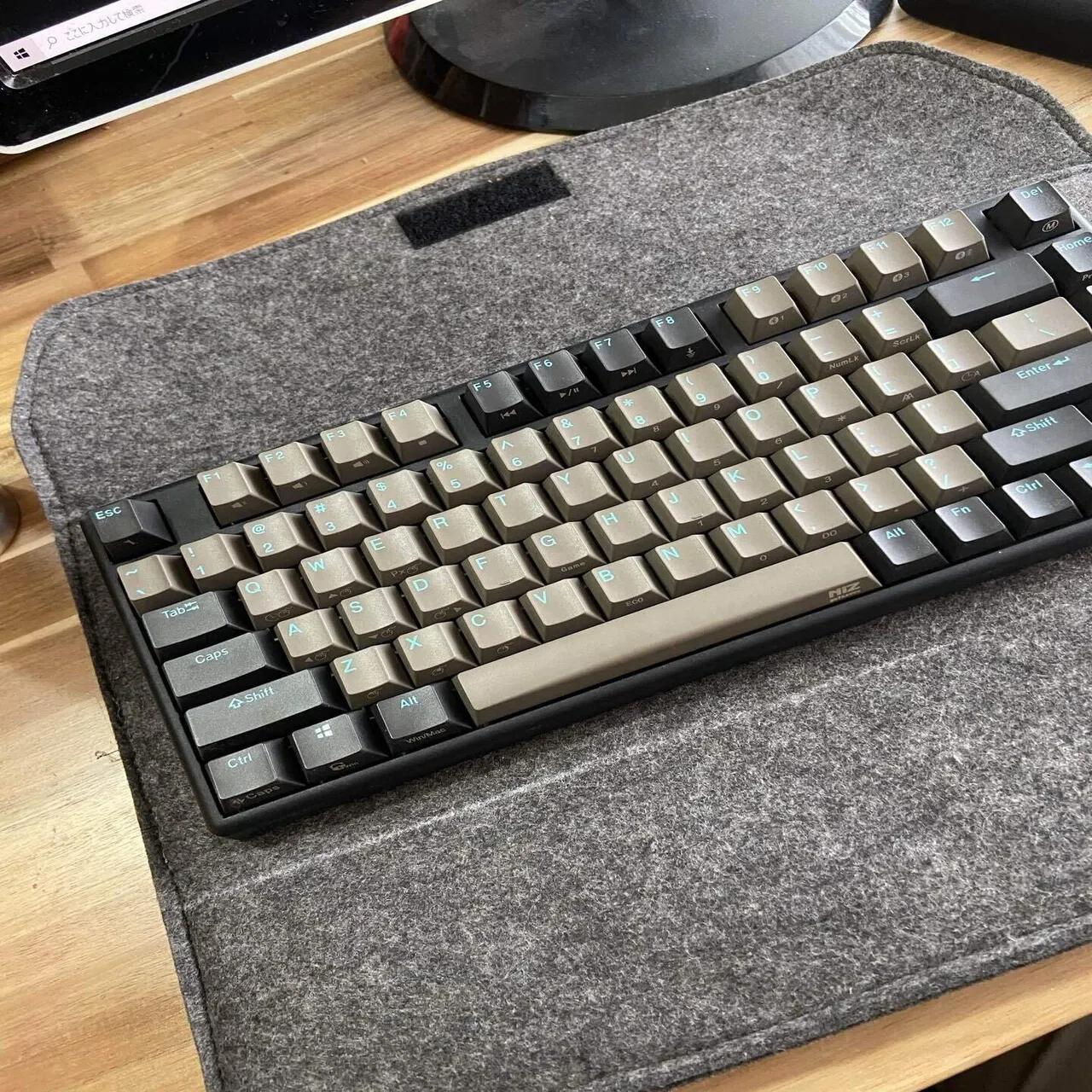 795円＋110円でNizキーボードMicro82のケースを自作する｜noda