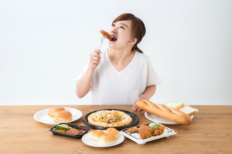 食べ放題　女性