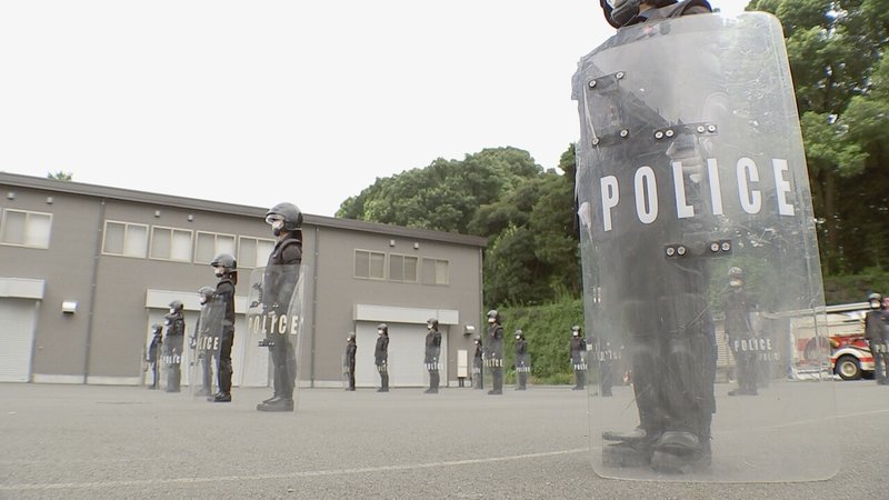 倍率17倍の精鋭部隊 皇宮警察 地下に射撃場 時にはテニスのお相手も ニュースが少しスキになるノート From Tbs Note 倍率17倍の精鋭部隊 皇宮警察 地下に射撃場 時にはテニスのお相手も ニュースが少しスキになるノート From Tbs Note