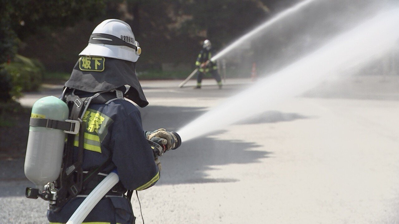 倍率17倍の精鋭部隊 皇宮警察 地下に射撃場 時にはテニスのお相手も ニュースが少しスキになるノート From Tbs News Dig Powered By Jnn Note 倍率17倍の精鋭部隊 皇宮警察 地下に射撃場 時にはテニスのお相手も ニュースが少しスキになるノート From Tbs News Dig Powered By Jnn Note