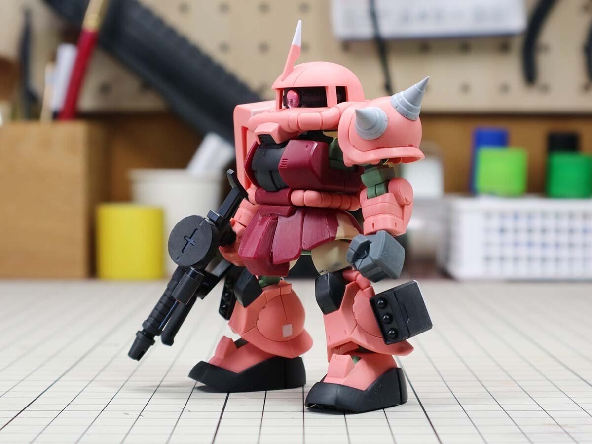 SDガンダム クロスシルエット ピンク 改修点】「SDCSシャア専用ザクⅡ」を丁寧に改修して、理想のデフォルメ