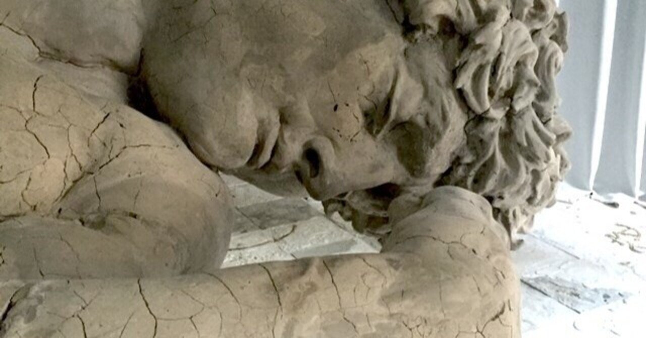 Adrián Villar Rojasの世紀末の彫刻世界｜artoday - chiaki