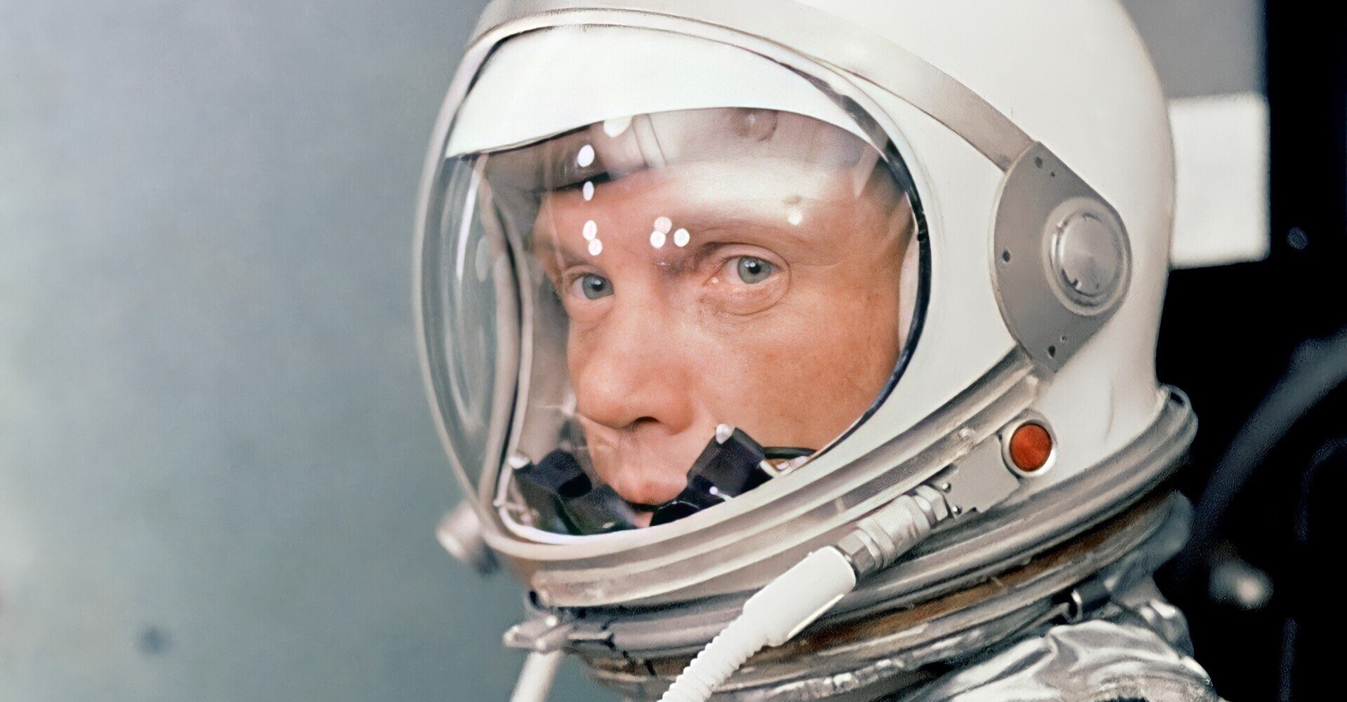 百年ﾆｭｰｽ】1921(大正10)7月18日(月) 米国の宇宙飛行士ジョン・グレンが