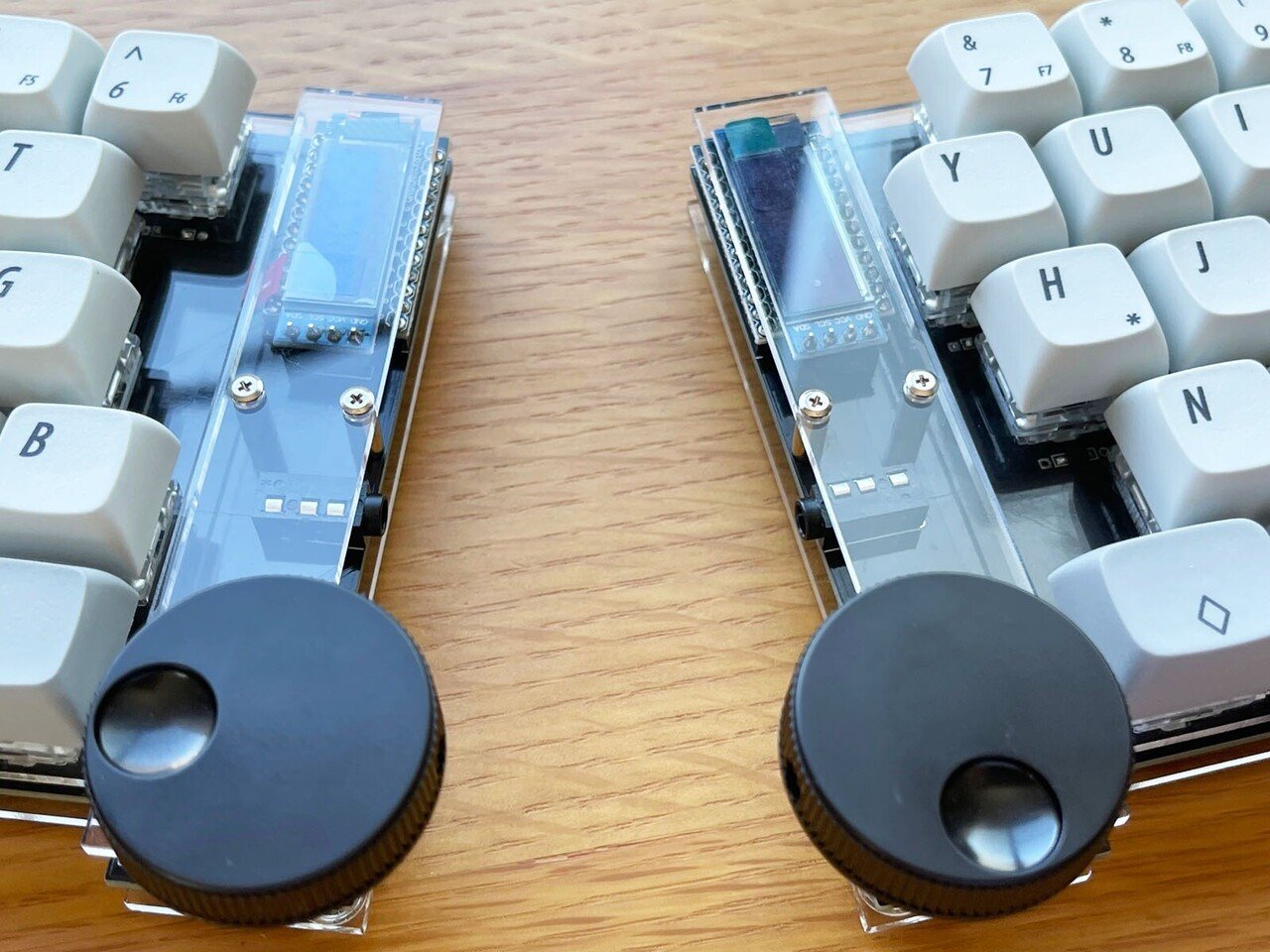 ロータリーエンコーダー搭載 左右分割キーボードRe64_Rev2を使ってみた