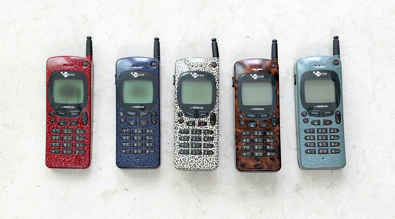 ガラケー11台　セルラー、au、ドコモなど懐かしの携帯電話 ガラケー】au by KDDI C111SA SANYO | 懐かしケータイ