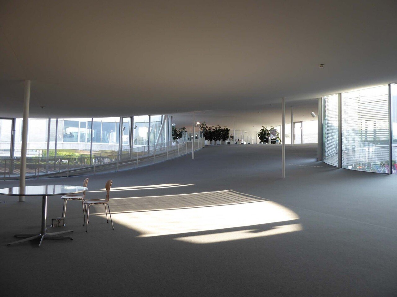 ☆EDUCATIONAL FACILITIES 現代建築集成/教育施設 ロレックス・ラーニング・センター（Rolex Learning Center