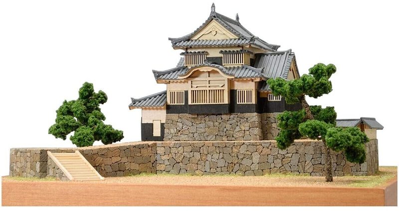 ウッディジョー 150分の1 備中松山城 木製模型 組み立てキット画像