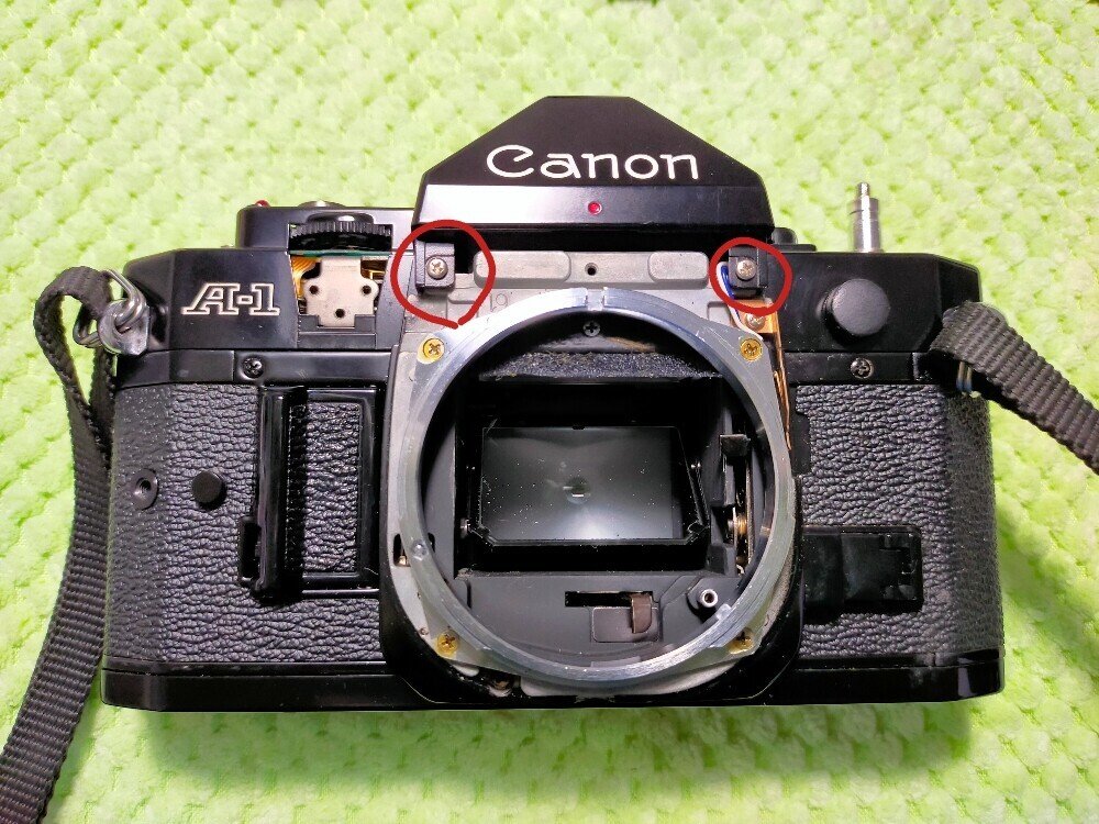 Canon A-1の分解|フィルムカメラ修理のアクアカメラ