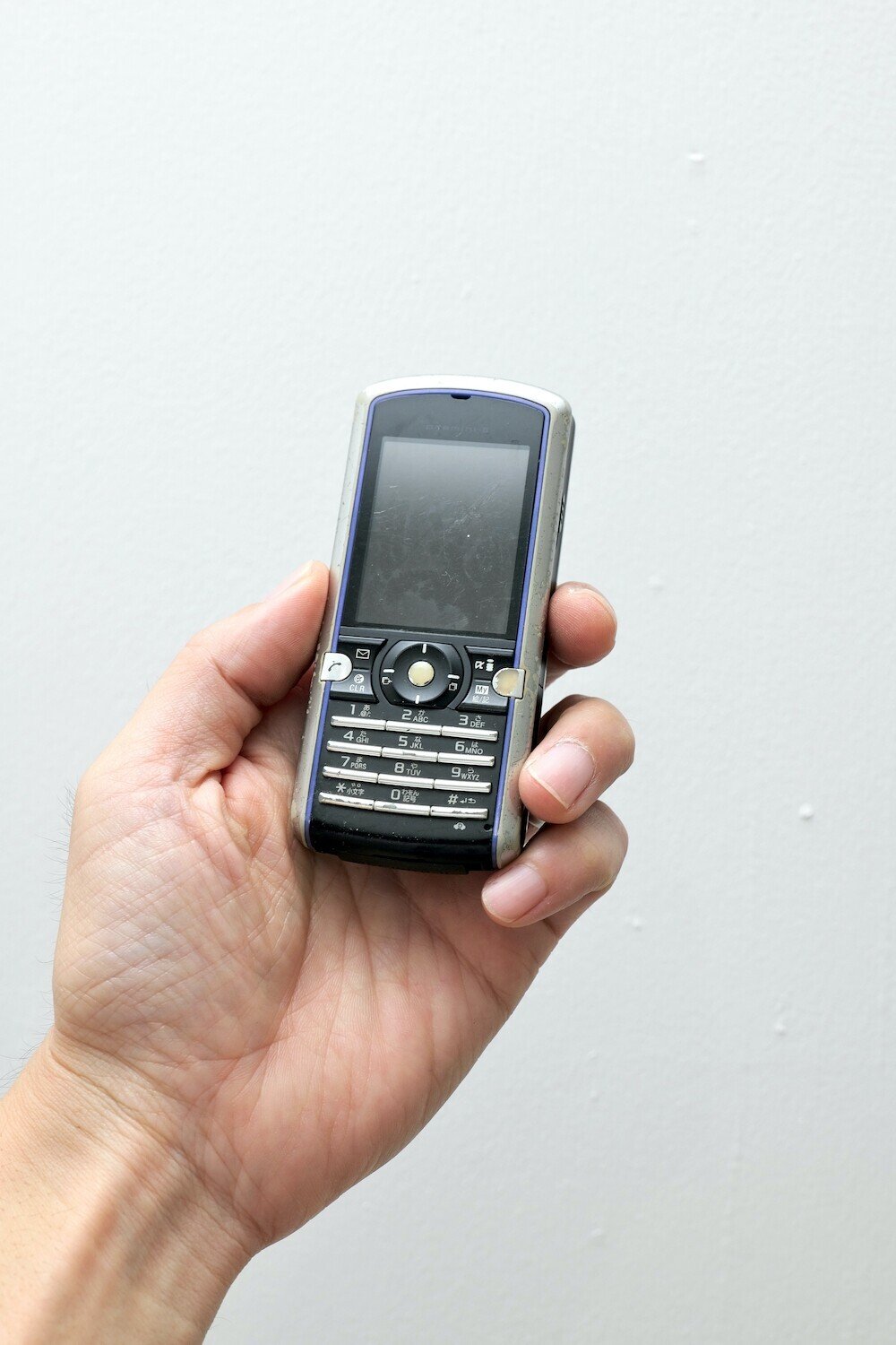 美品 docomo ソニー SO210i 携帯電話 Mobile：写真で見る