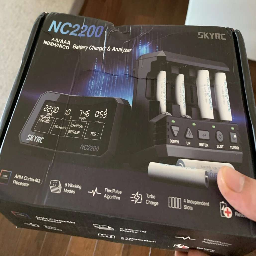 P!的充電器レビュー「SKYRC NC2200」おまけで「POWEREX MHC-9000PRO 