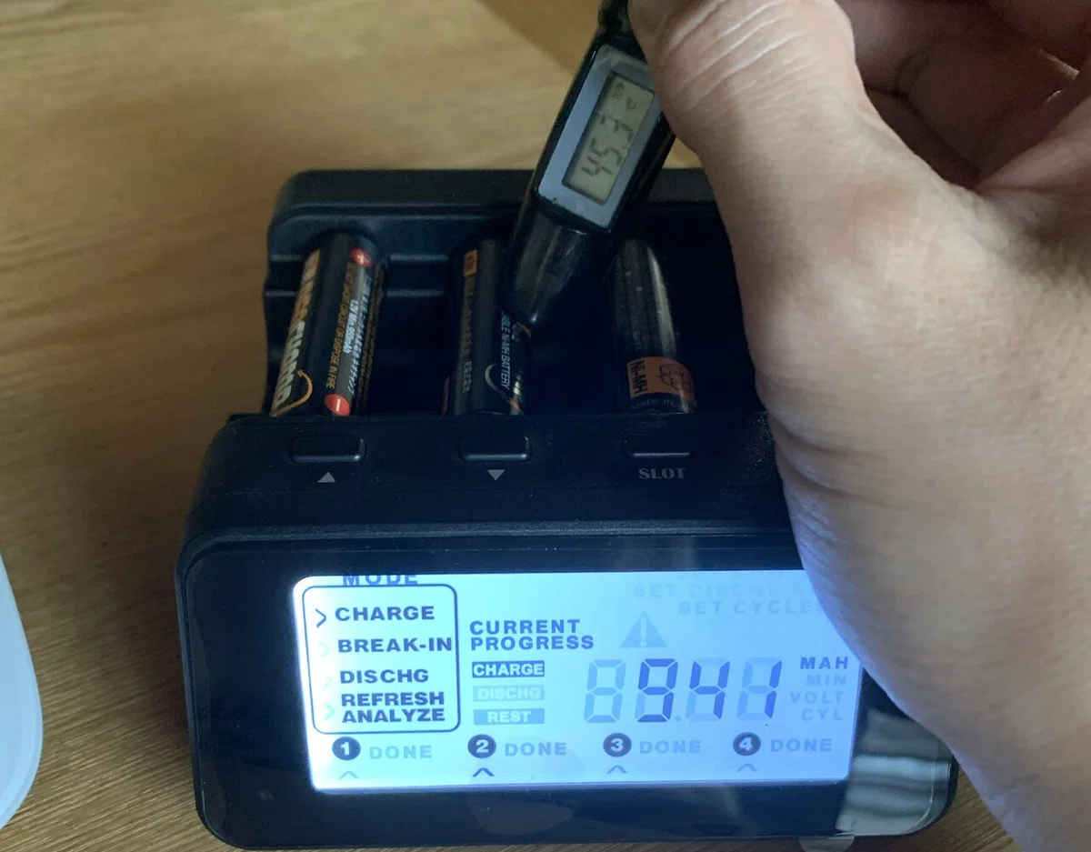 充放電器 パワーレックス powerex mh-c9000pro ややこしく