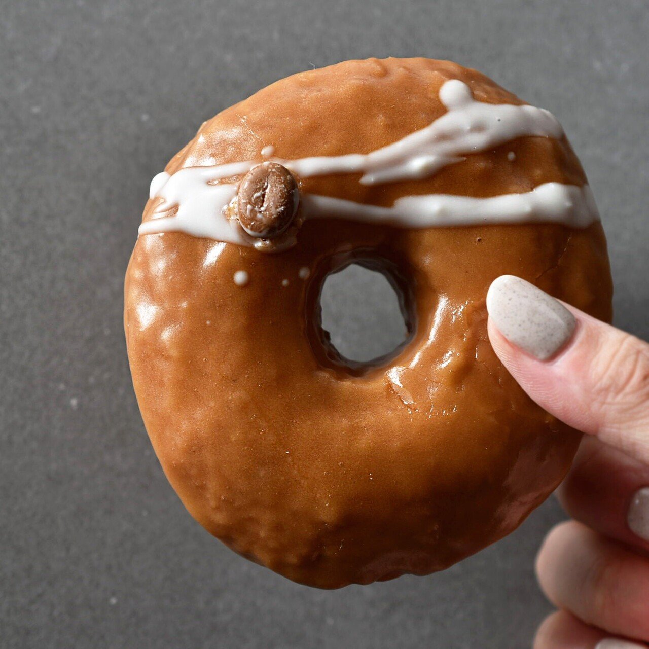 青山で発見、悪魔的なフワもちドーナツ専門店。｜MIHO