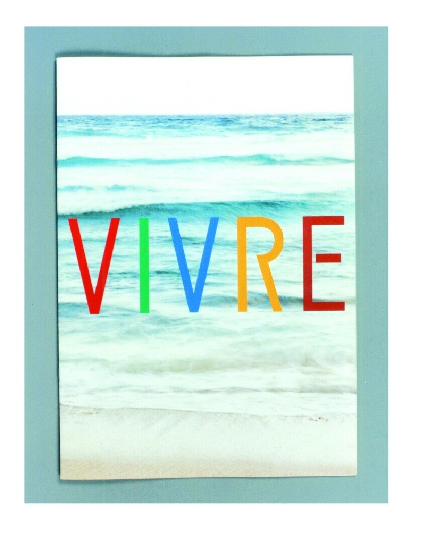VIVRE（会社案内）水谷さん表紙