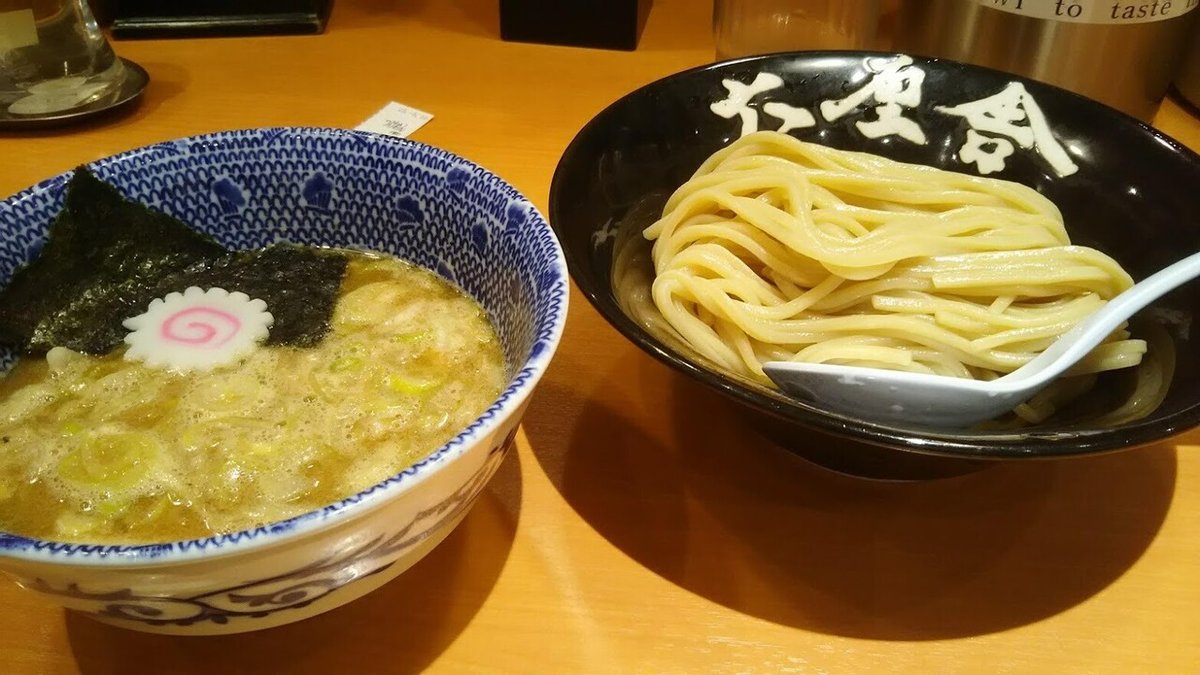 六厘舎　つけ麺　東京駅