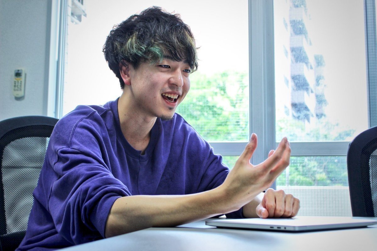 素人　 　　ポーズ NEW】インタビュー写真がそれっぽくなる #脱・素人ポージング集｜オバラ ミツフミ