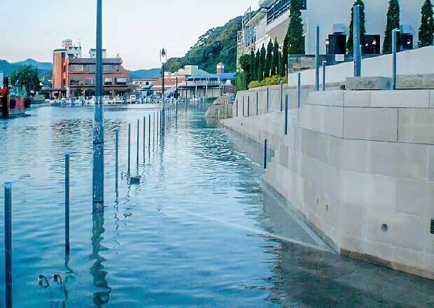 04_17_浸水した堀川運河