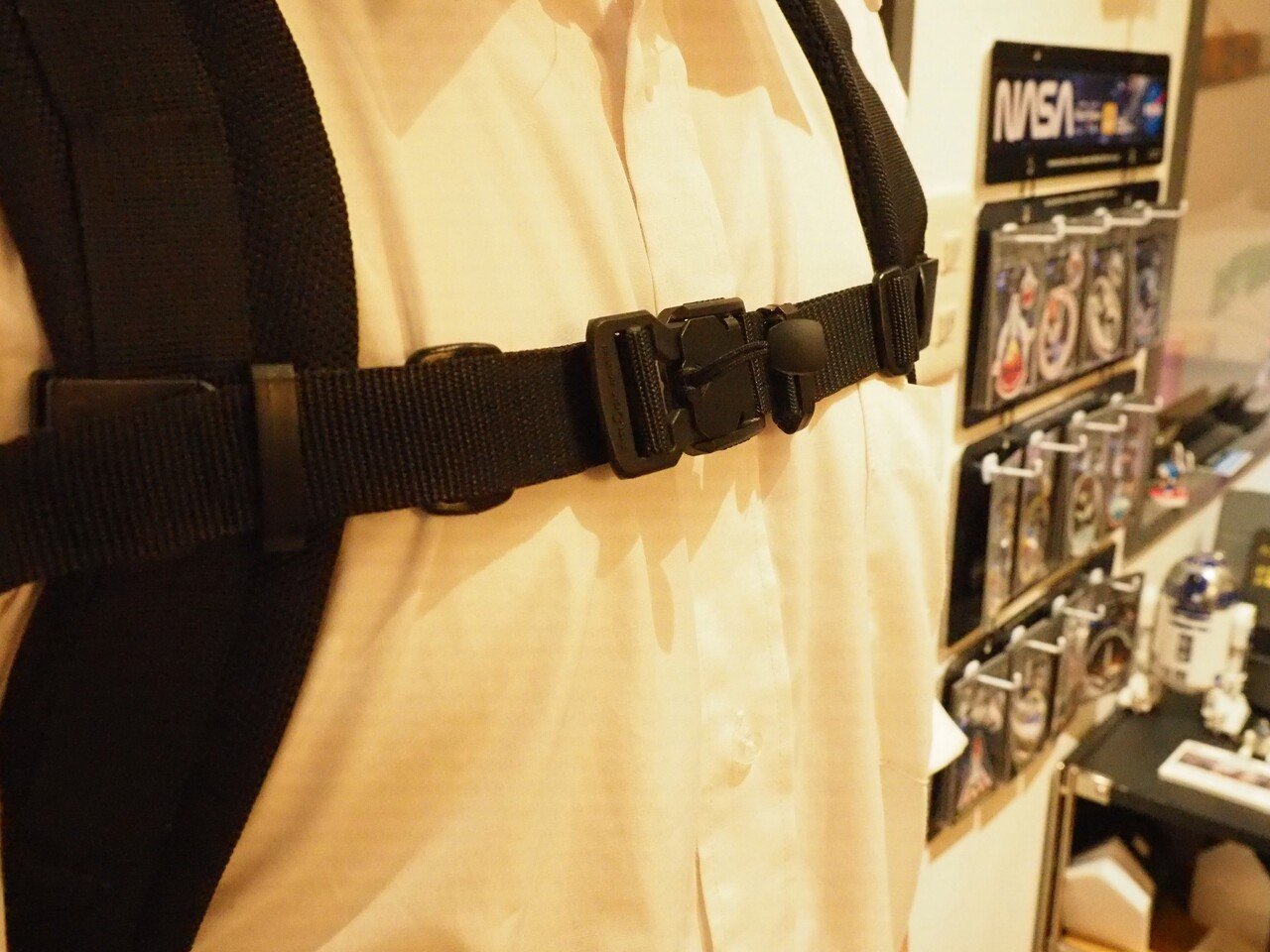 重たいリュックを背負うあなたにも 理想の後付チェストストラップ を作った話 山下義弘 ドケットストア店主 Note 重たいリュックを背負うあなたにも 理想の後付チェストストラップ を作った話 山下義弘 ドケットストア店主 Note