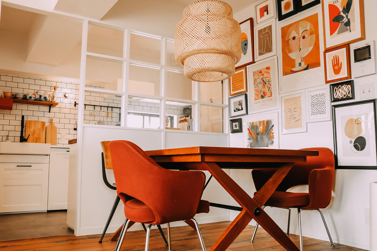 【良品】karimoku コロニアル ダイニングチェア ２脚セット 屯田店 家具・インテリア 【良品】karimoku コロニアル ダイニング