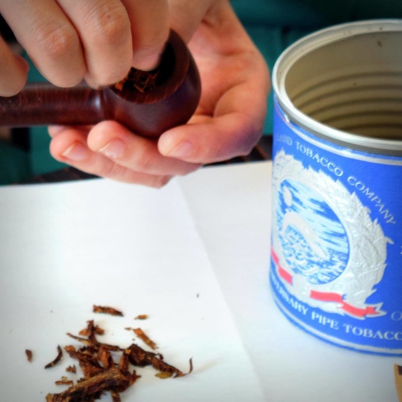 パイプ煙草のシェイプと吸い方 ちょっと一服 喫煙にまつわる由無し事 旅の音楽家 Studio Iota Label スタジオ イオタ Note
