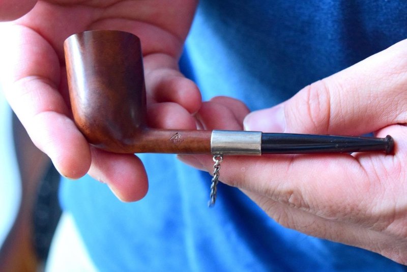 パイプ煙草のシェイプと吸い方 ちょっと一服 喫煙にまつわる由無し事 旅の音楽家 Studio Iota Label スタジオ イオタ Note