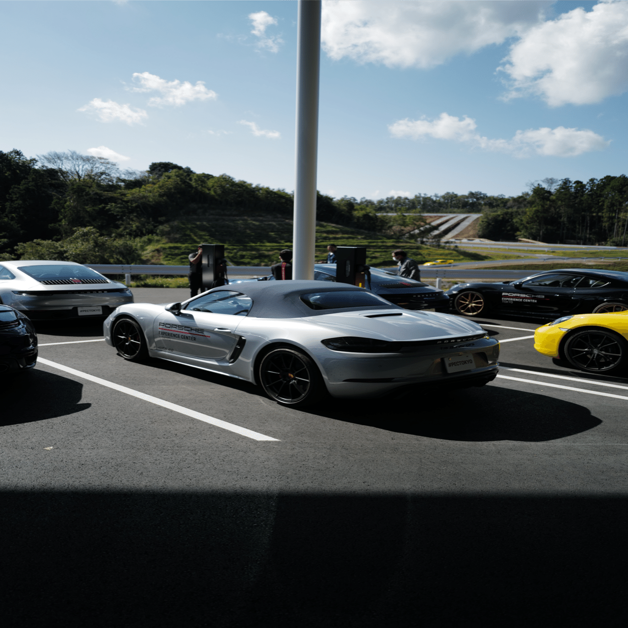 都心からたった60分！ポルシェやサーキットを未体験な人にこそ推せる