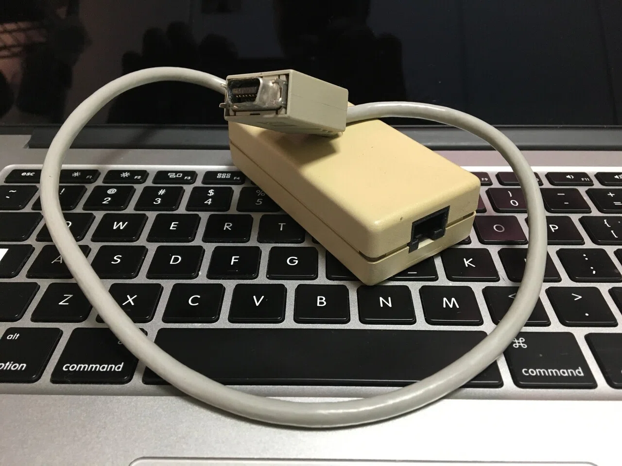 Macintosh用モジュラージャック、ADB接続対応 激レア　キーボード Macintosh用モジュラージャック、ADB接続対応 激レア キーボード