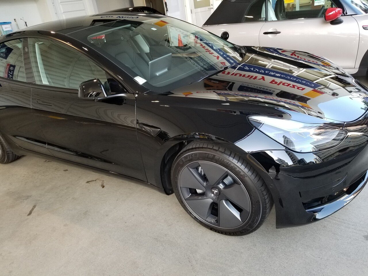 テスラ tesla タイヤリペアキットパンク修理 空気入れ