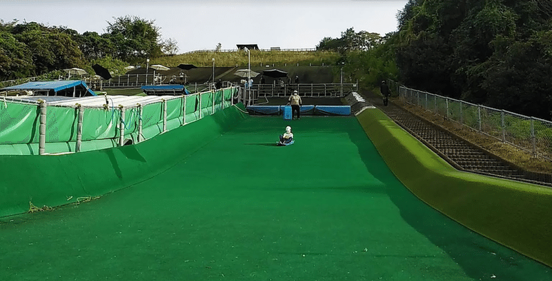 びんご運動公園のジャンプ台で無料ソリ遊び ミヤ ケン Note