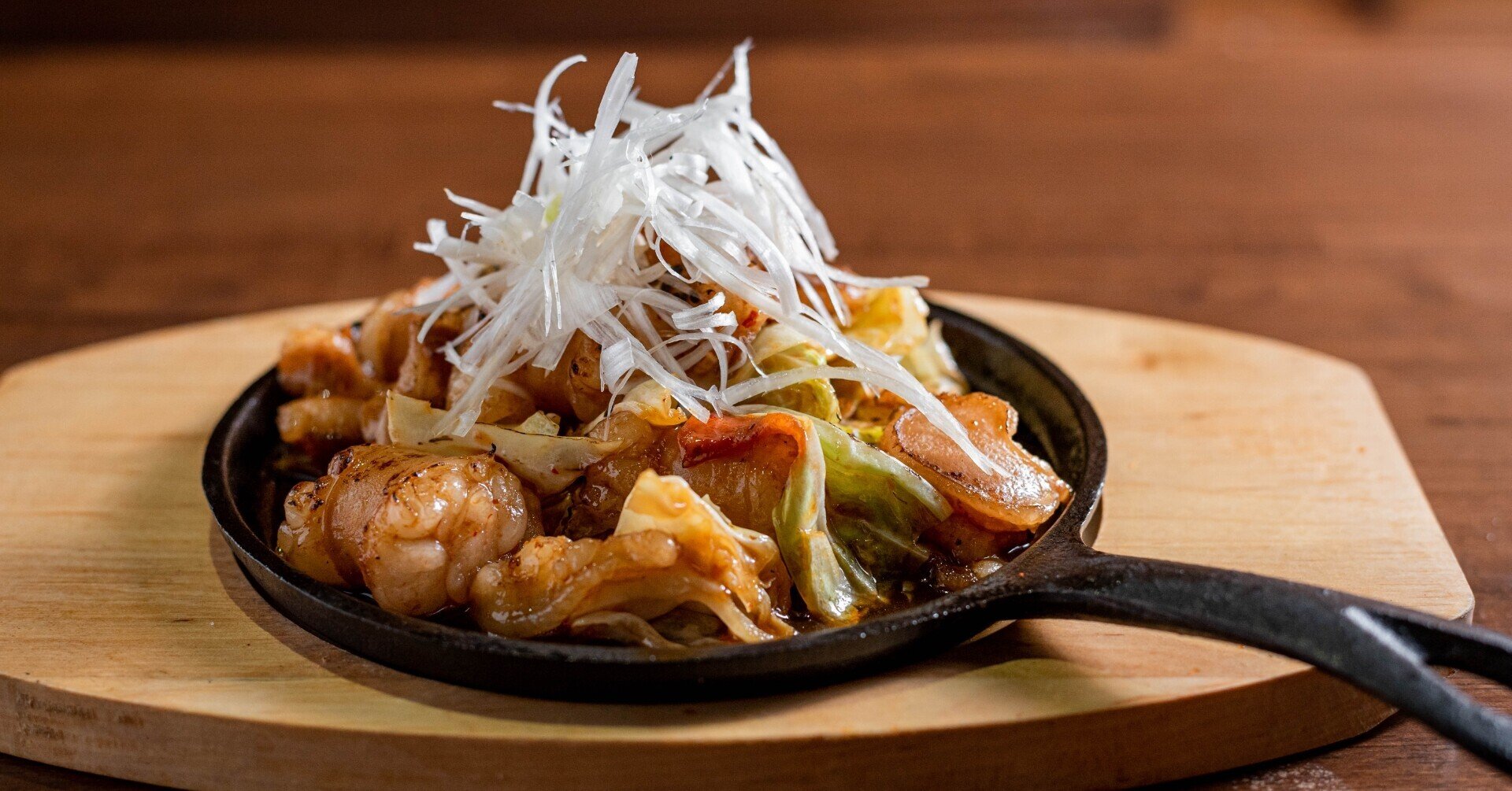 プリップリ 黒毛和牛のピリ辛ホルモン炒め コンロ家公式note Note プリップリ 黒毛和牛のピリ辛ホルモン炒め コンロ家公式note Note