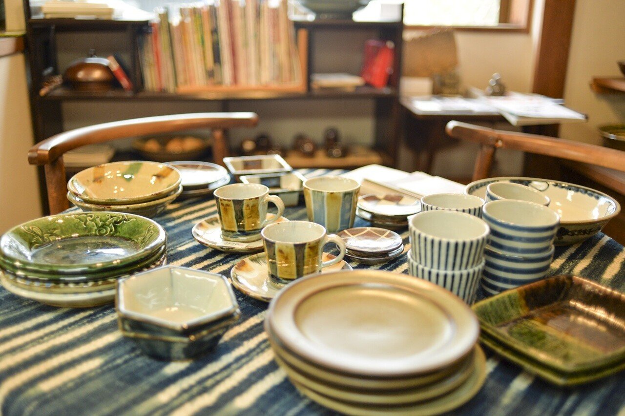 訳有3枚組　19世紀アプト窯　黄釉花リム　デセール皿　アンティーク　金継 訳有3枚組 19世紀アプト窯 黄釉花リム デセール皿 アンティーク