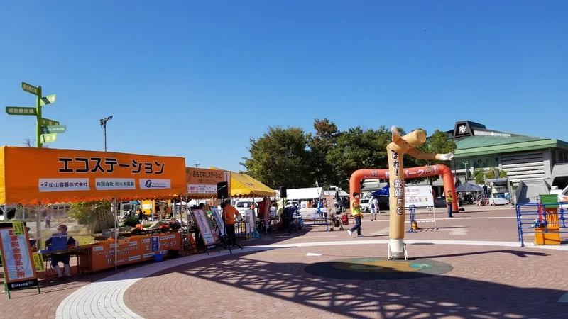 サッカー 遠くのお祭り ニンジニアスタジアム 広島のしおり スポーツ大好き女装家 Note