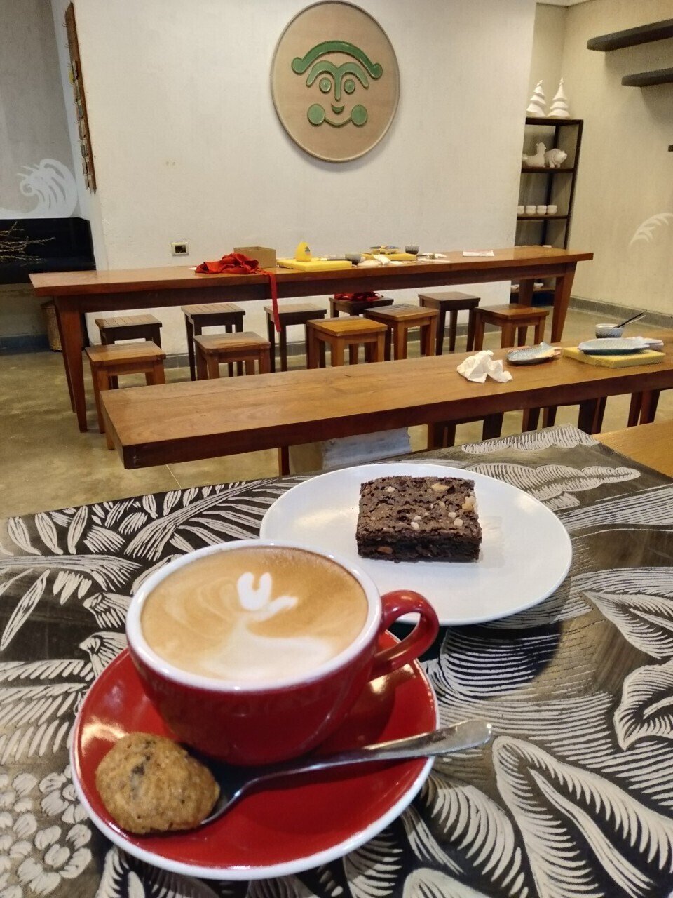 世界中から愛される、バリ島産の食器・陶器のブランド【ジェンガラ