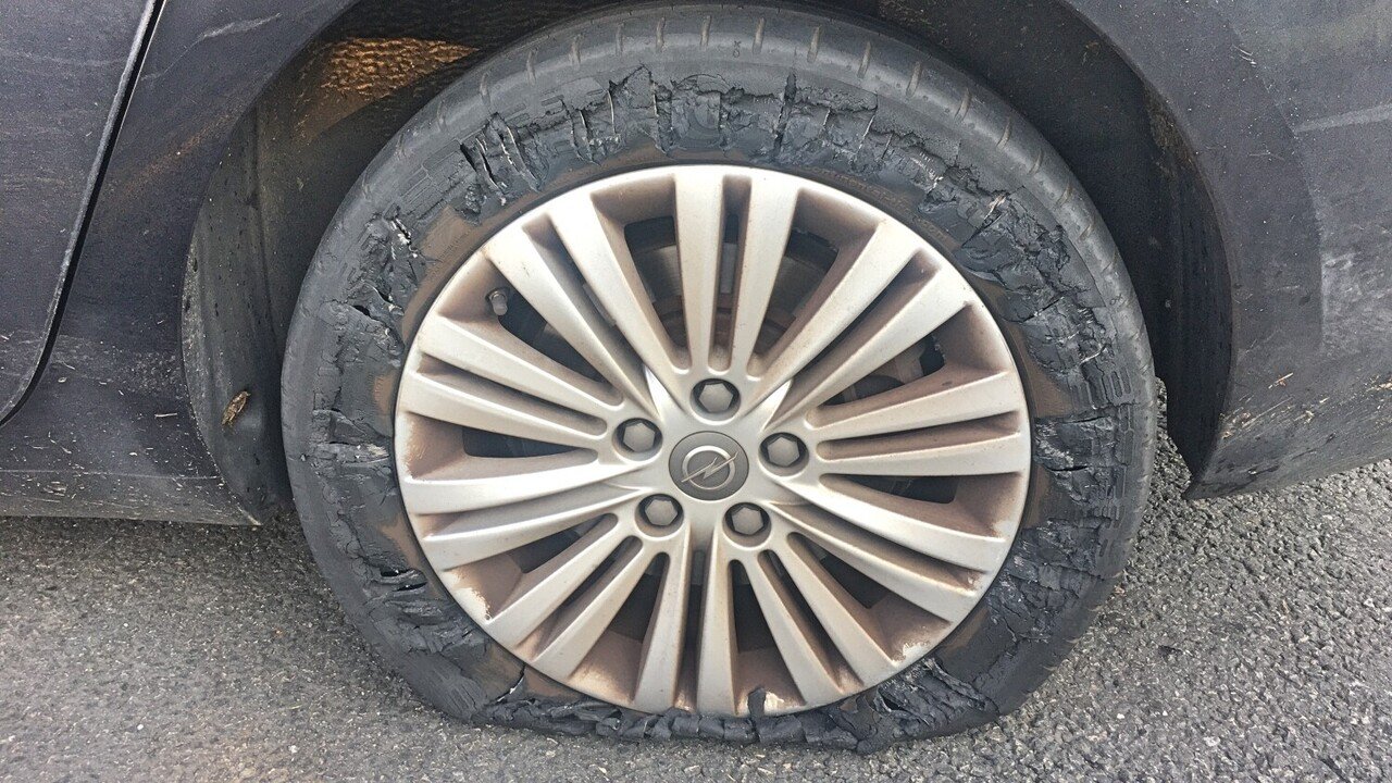 フランスでタイヤがパンク 〜起〜｜英語できない手に職もないパパ