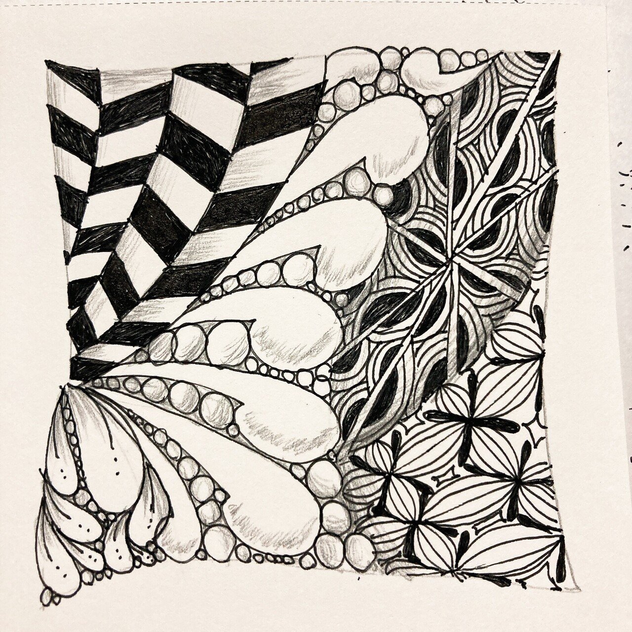 ゼンタングルやってみた ラムネアプリ あなたの毎日を元気にする ゆるケア をご紹介 Note ゼンタングルやってみた ラムネアプリ あなたの毎日を元気にする ゆるケア をご紹介 Note