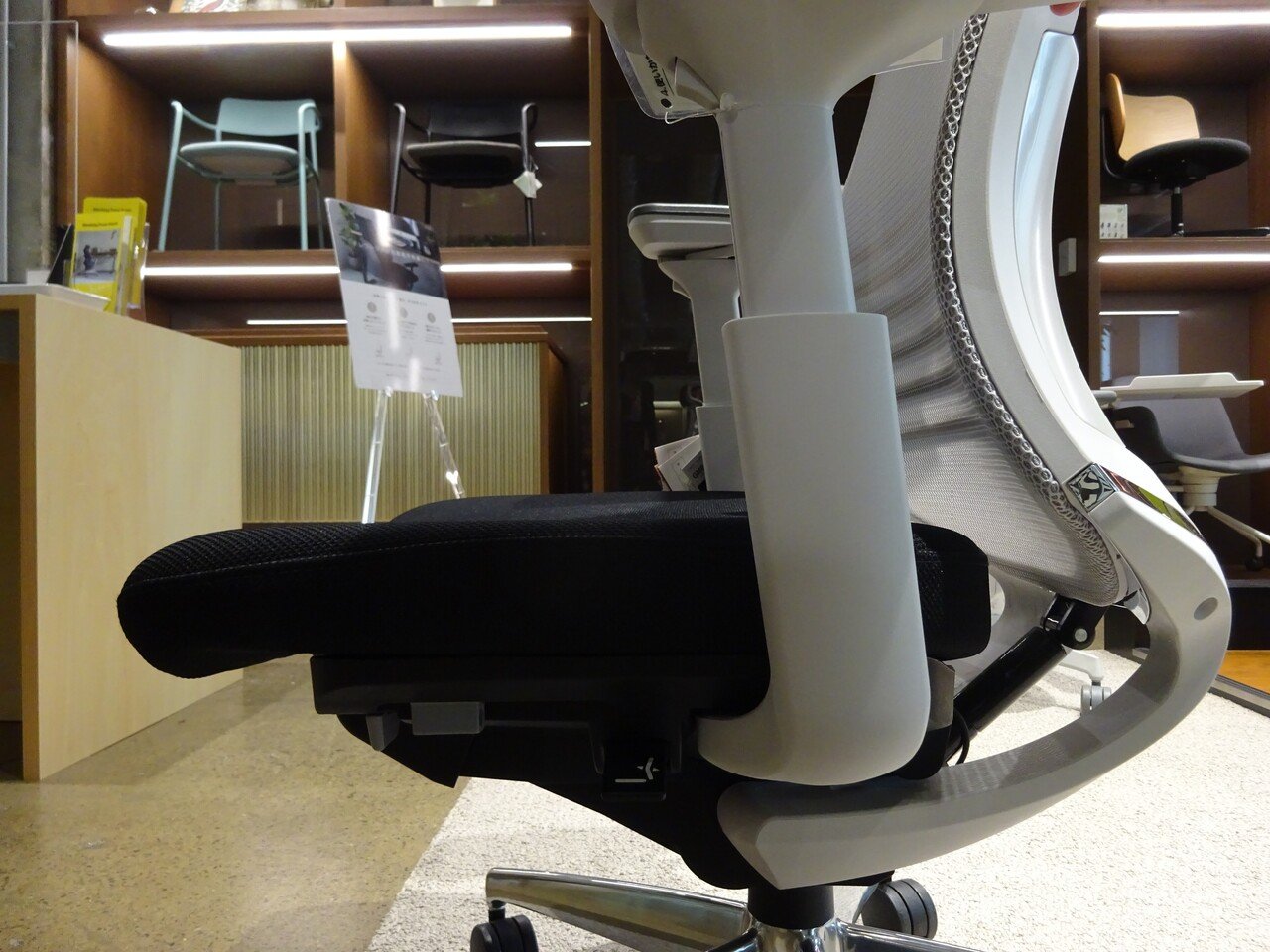 長時間座っても疲れないポイントを専門家が解説 リモートワークに最適なオフィスチェアの選び方 フリパラ フリーランス協会公式note Note 長時間座っても疲れないポイントを専門家が解説 リモートワークに最適なオフィスチェアの選び方 フリパラ フリーランス協会公式note Note