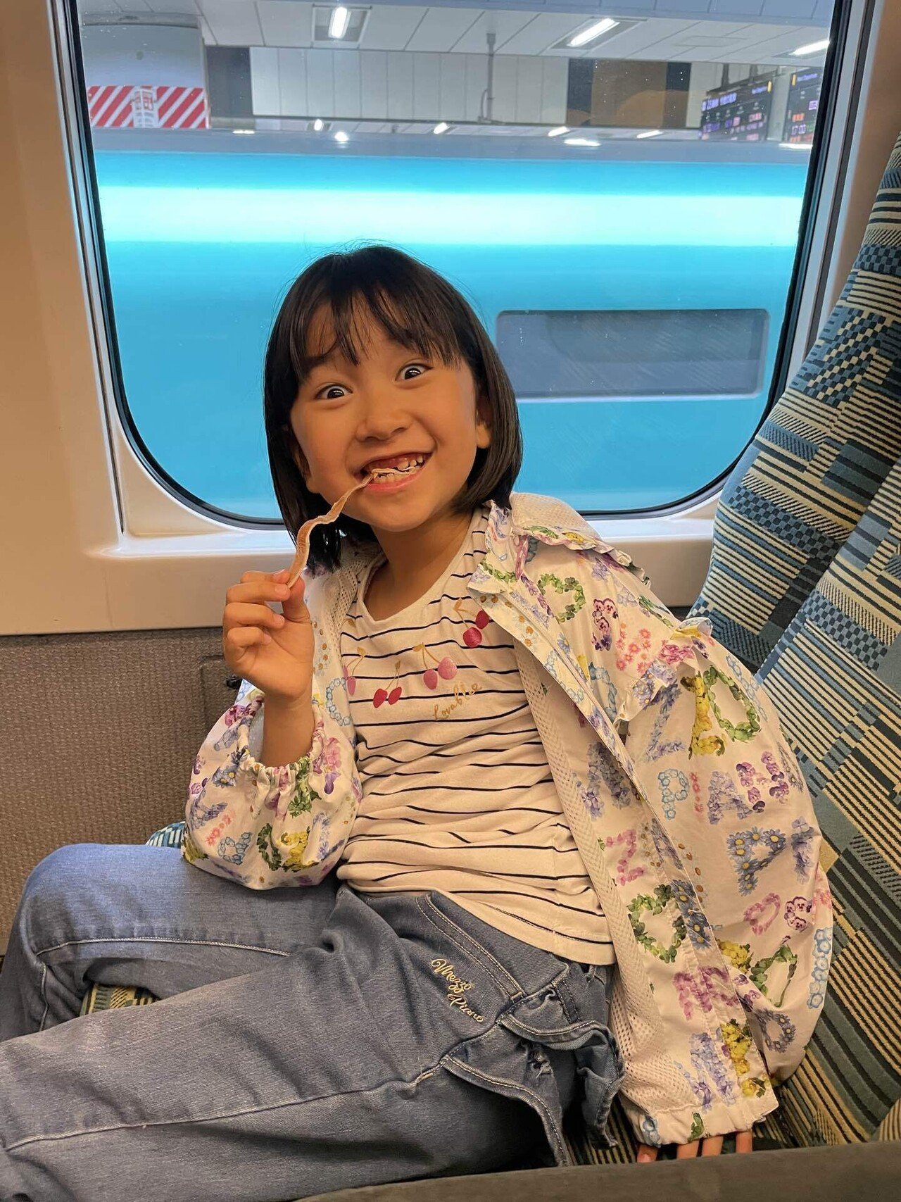 DIVOC-12 おーちゃん初めての映画出演｜HIMAWARIちゃんねる