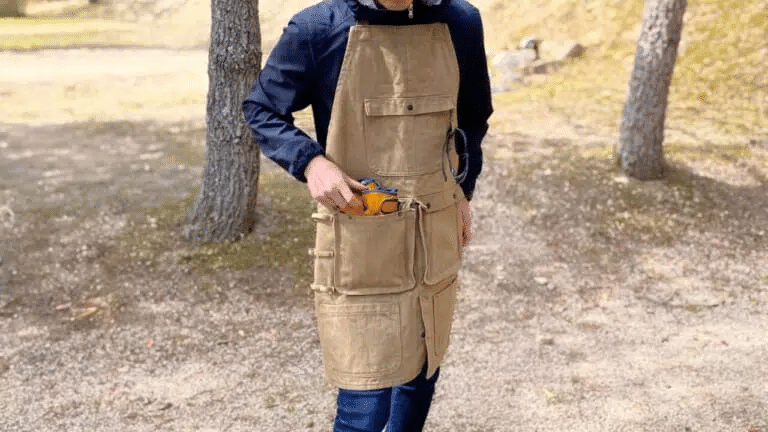 難燃性で焚き火しながら使える岡山の伝統衣料デニム生地のエプロン