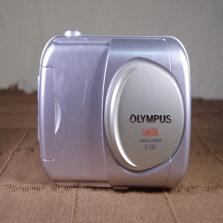 OLYMPUS CAMEDIA C-150で2000年にタイムトリップする｜夢望庵 / Mubou-an
