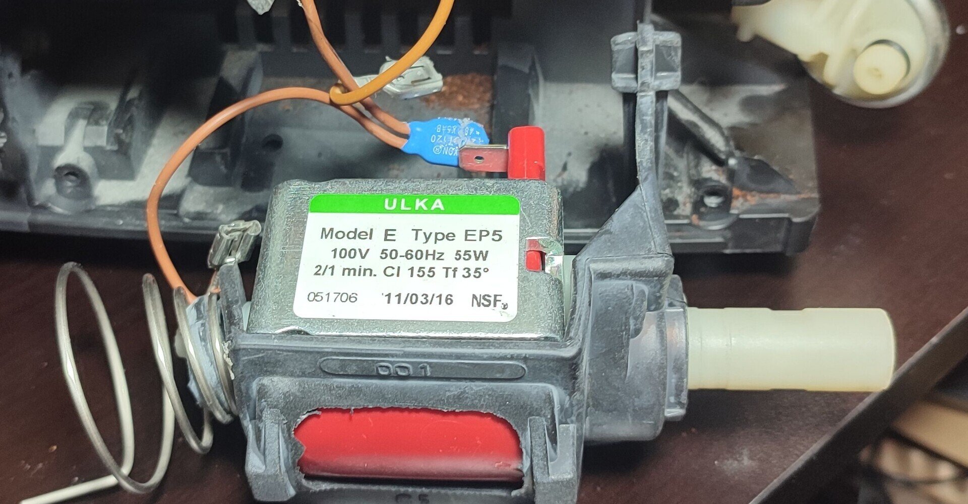 デロンギ マグニフィカs ECAM23120 電磁ポンプ