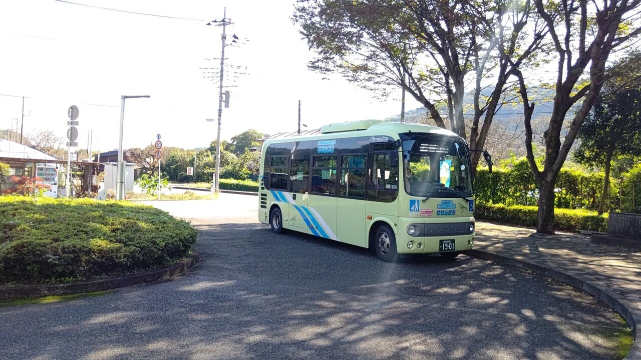 2021年10月15日 神奈川中央交通 橋30系統 せせらぎ号 に揺られて 橋本駅 相模川自然の村 レールスター けんたろう Note