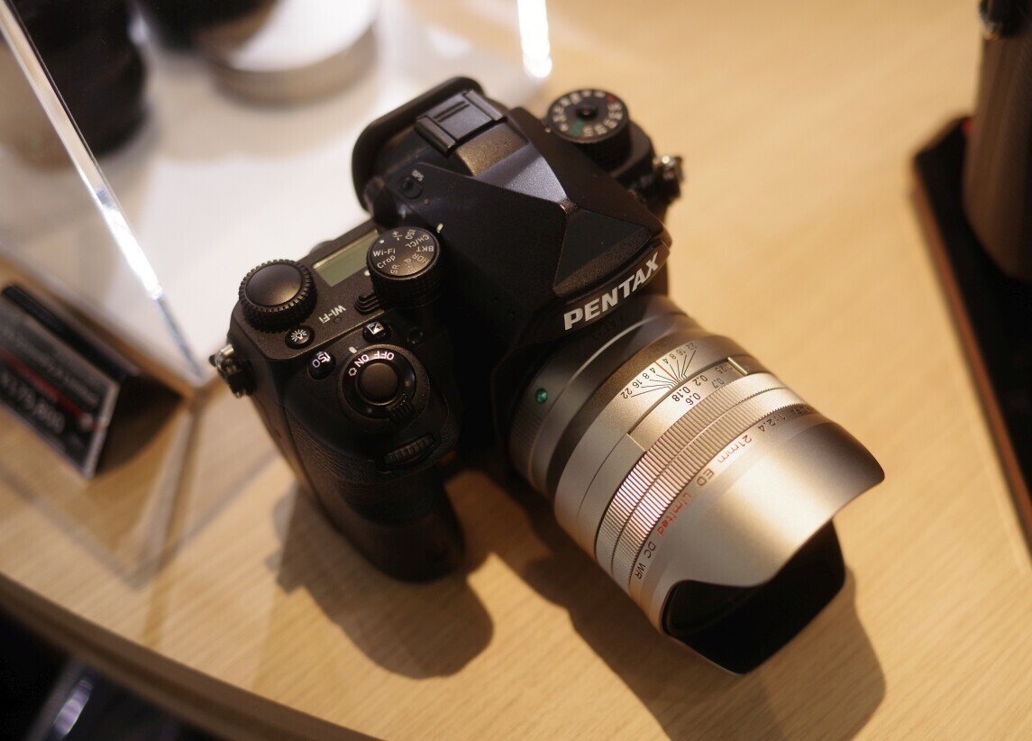 早速触ってきました、HD PENTAX-D FA21mm Limiedレンズ｜excelia